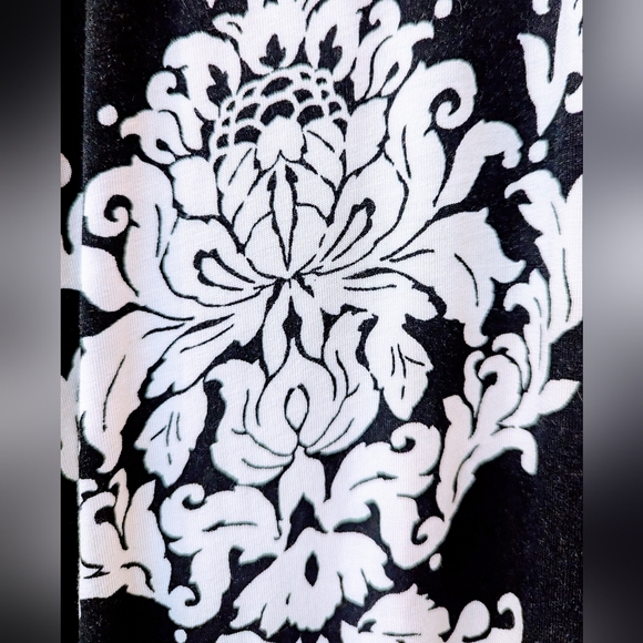 Popana Pants - Picture 2 of 3